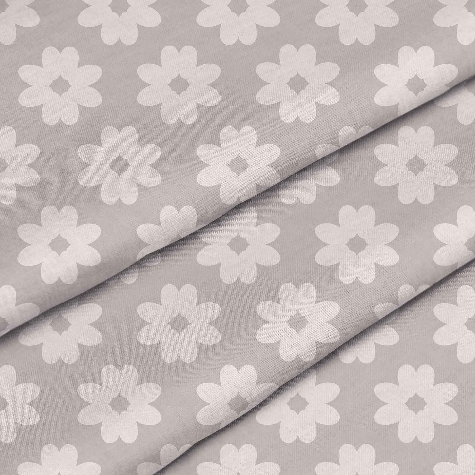 Daisies on Grey-Tablecloth Fabric