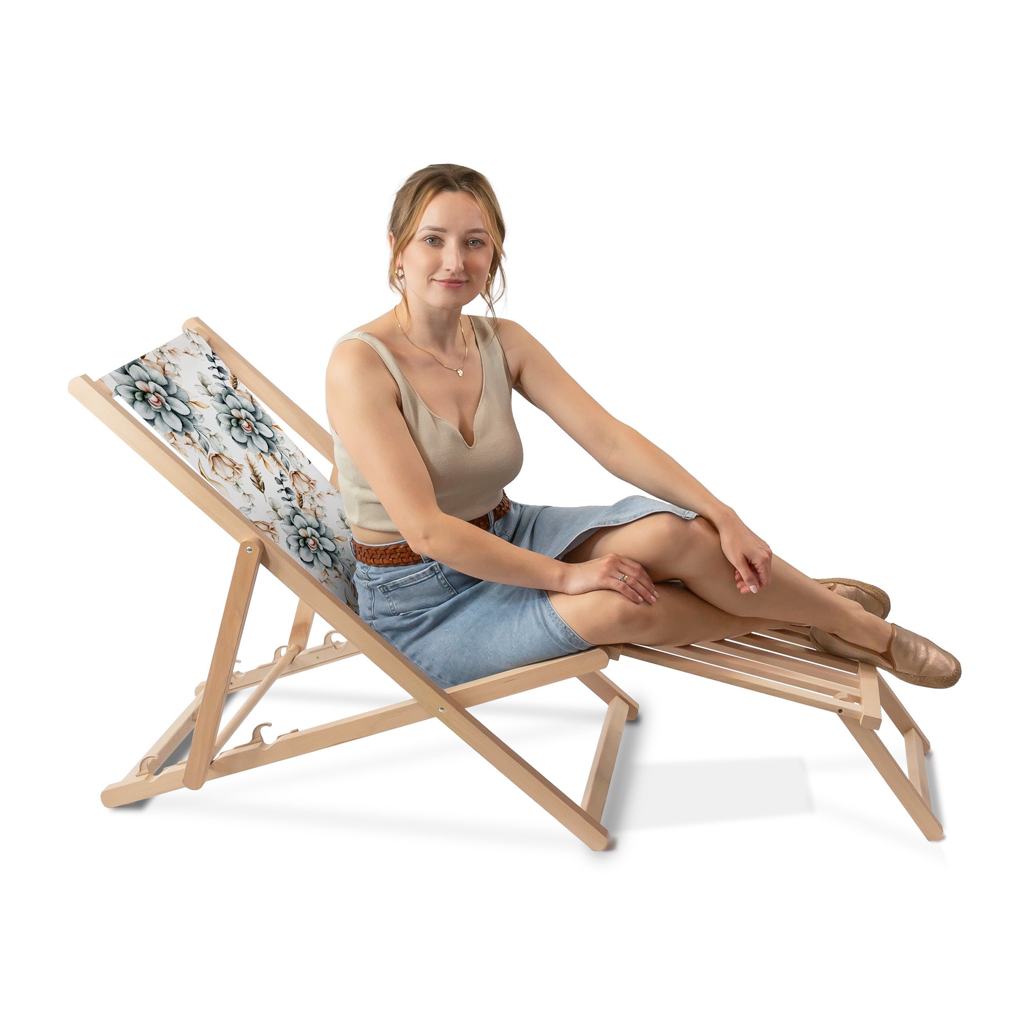 Wooden deck chair with wooden footrest Winter Roses