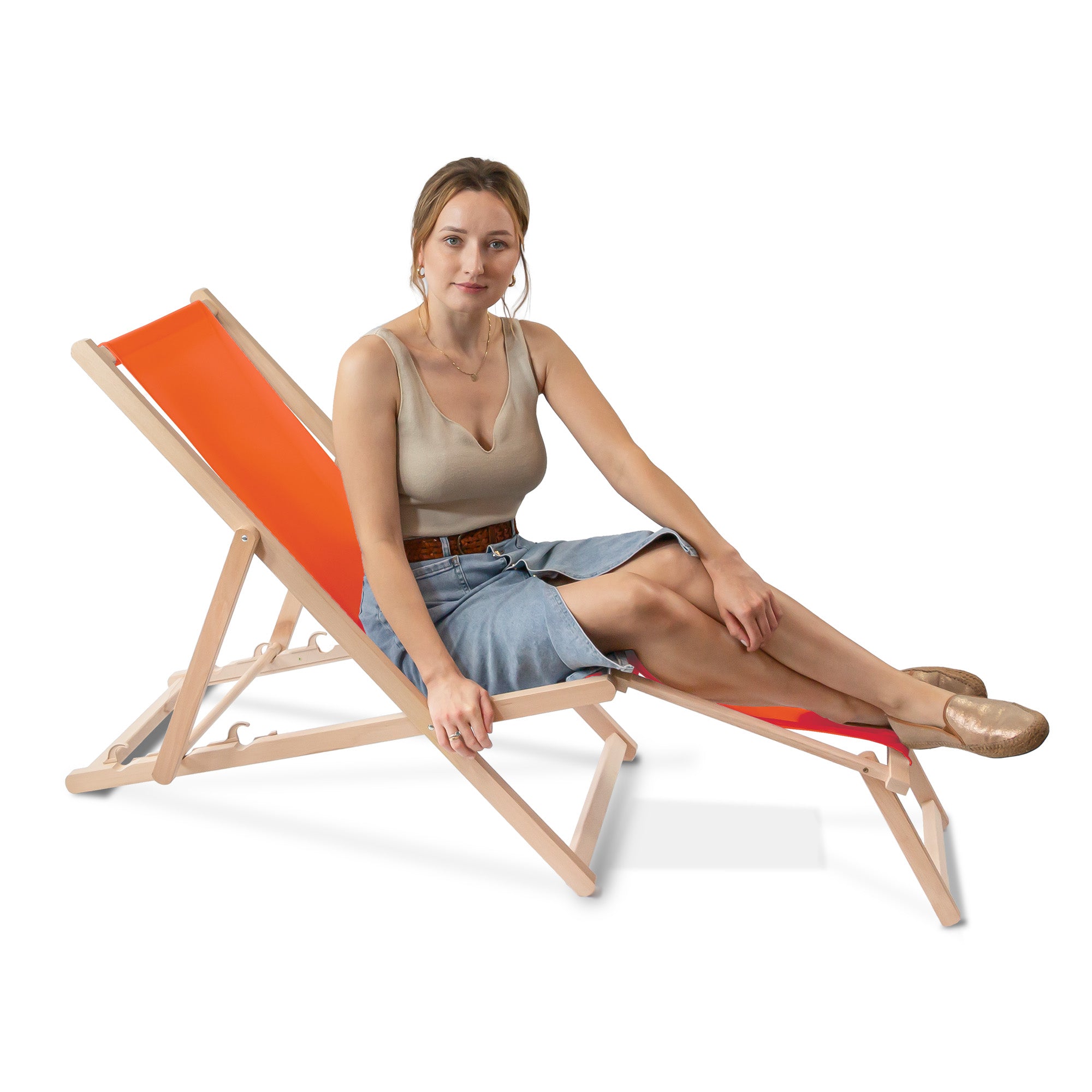 Wooden deck chair with footrest Orange