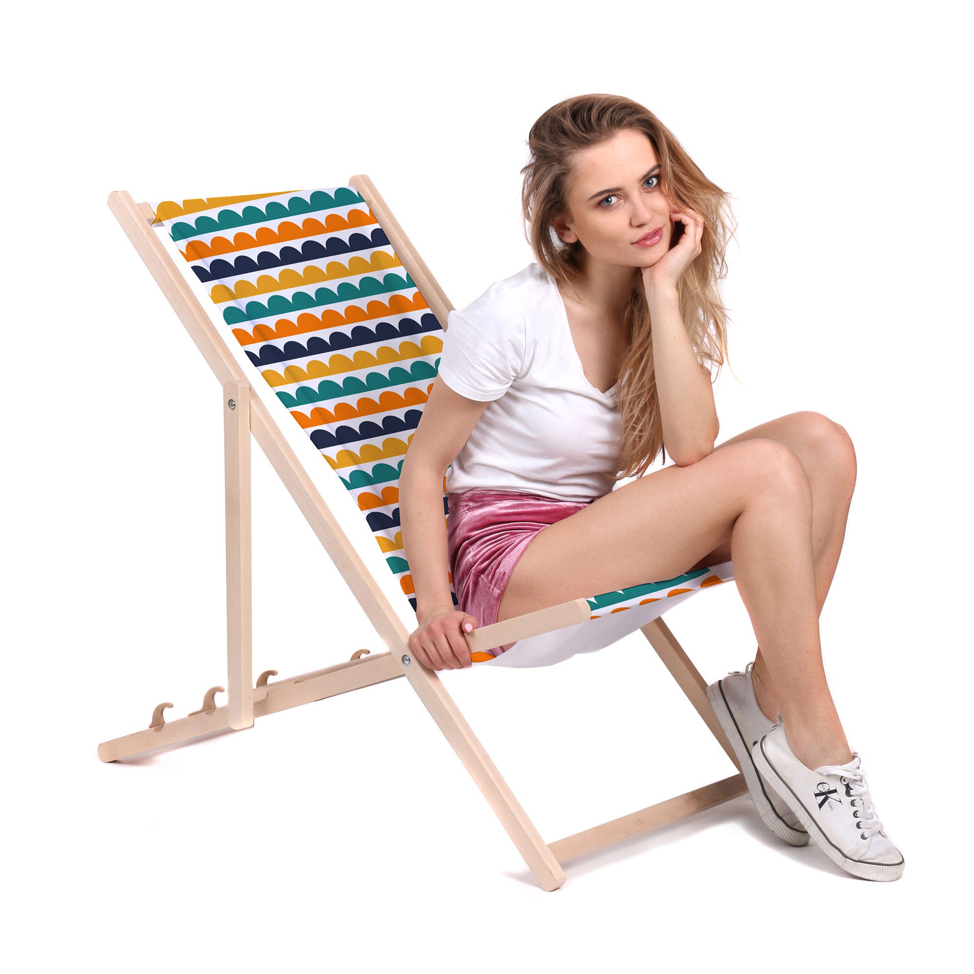 Wooden Deck Chair Abstract Half Dots-M