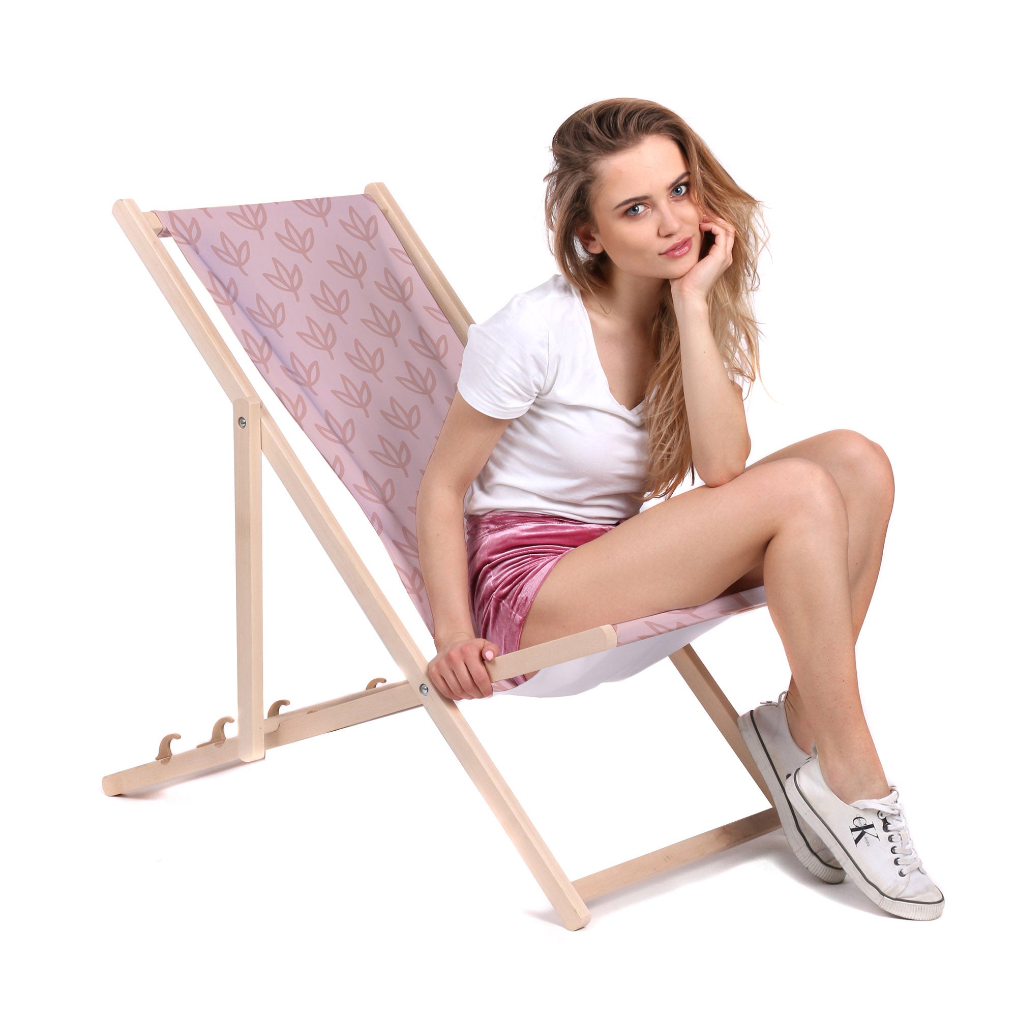 Wooden Deck Chair Doodle Patterns-M