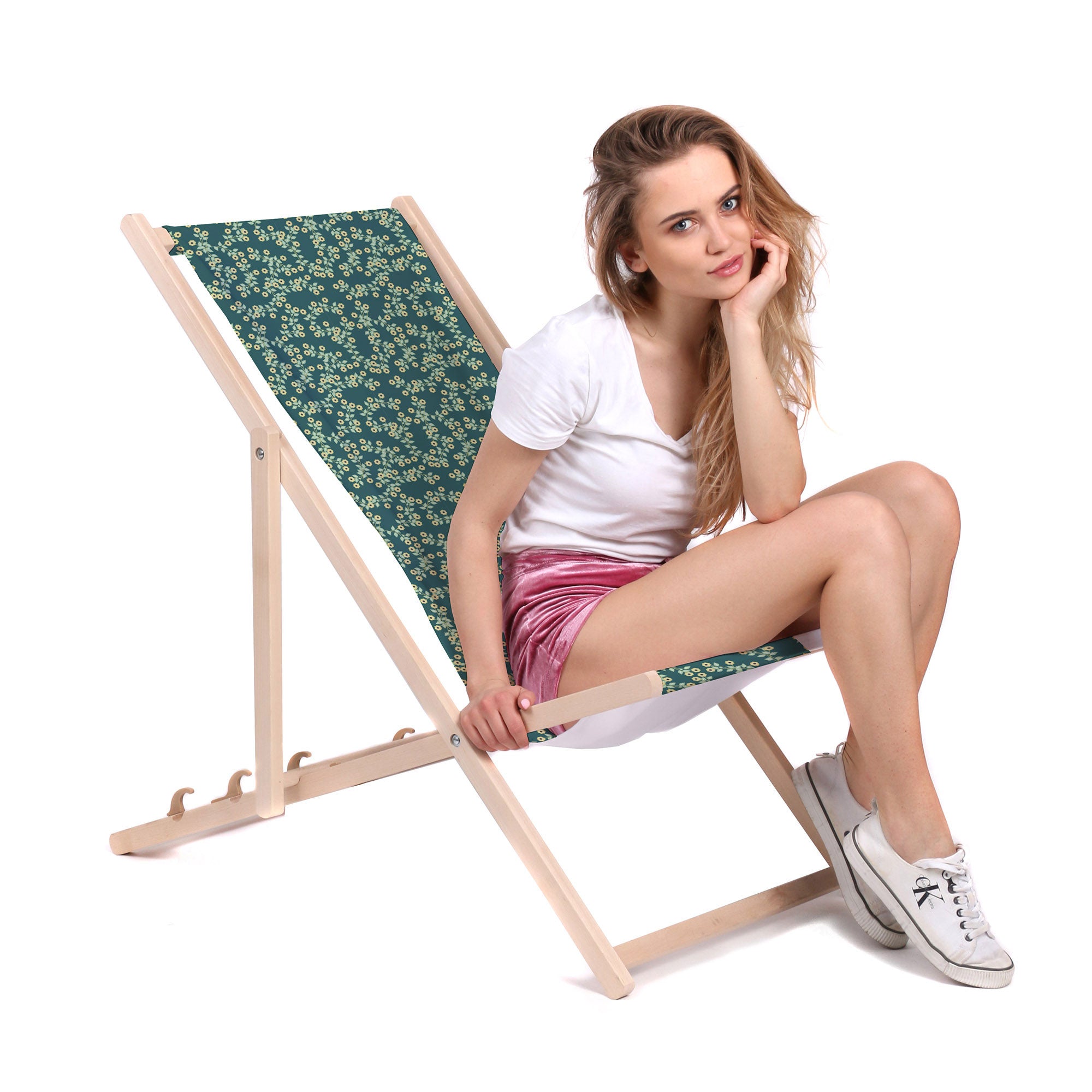 Wooden Deck Chair Tiny Flowers-M