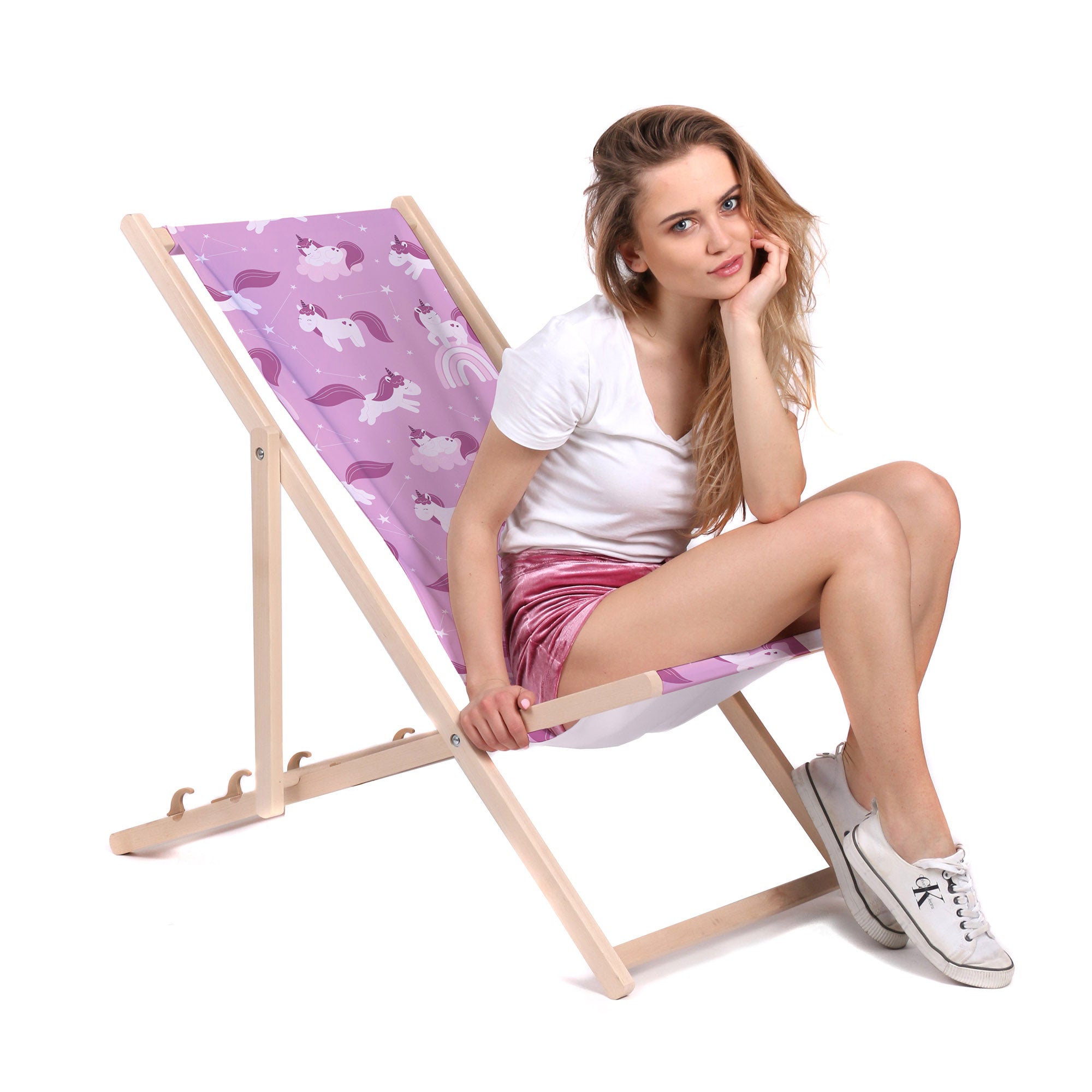 Wooden Deck Chair Unicorns and Clouds-M