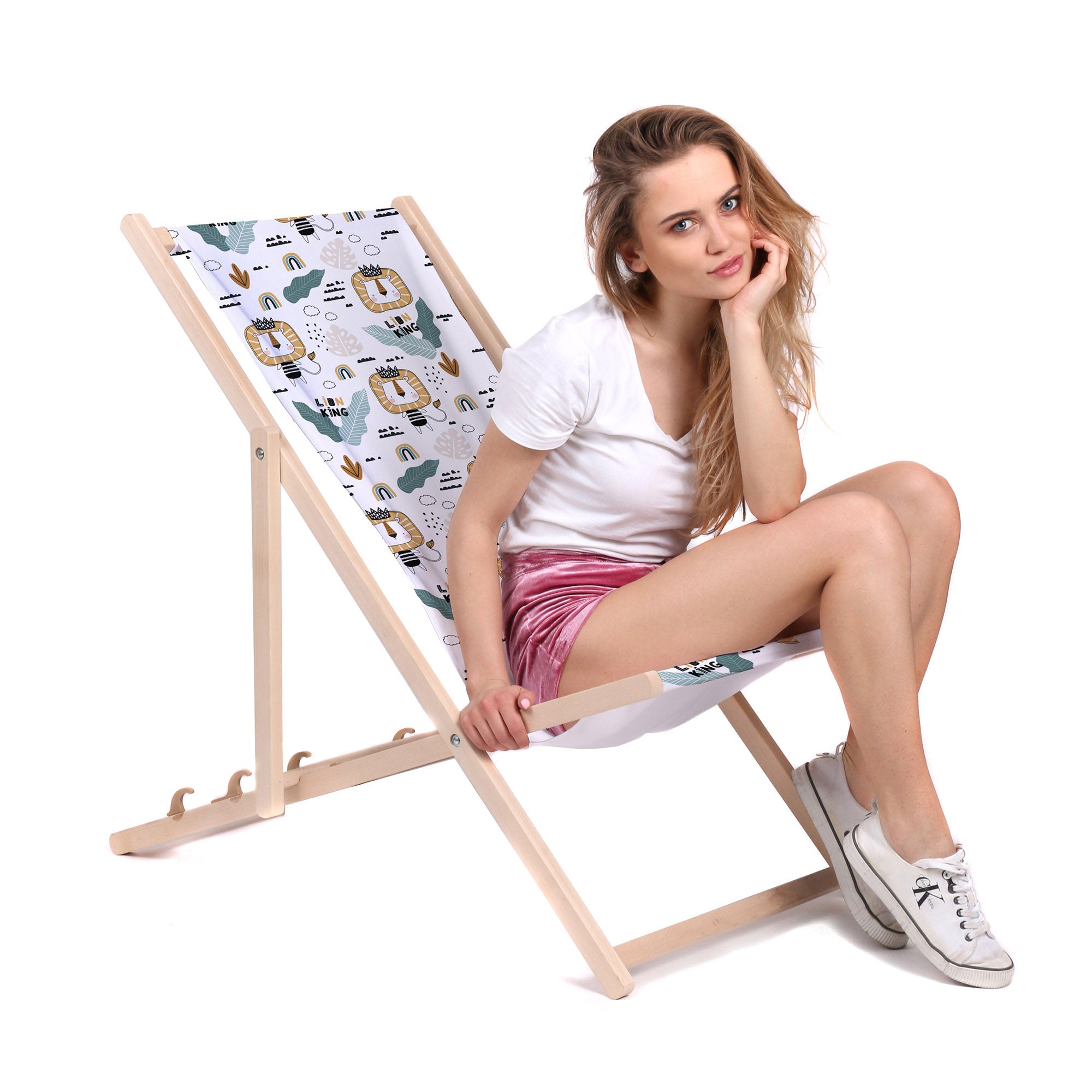 Wooden Deck Chair Lion King-M