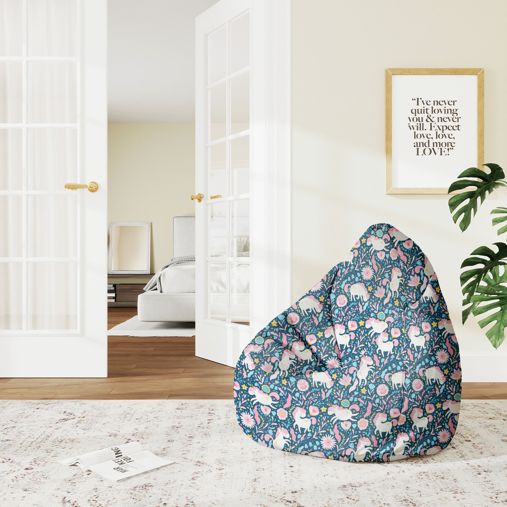 Pearshape Puff Unicorn in the Flowers-M-Velvet