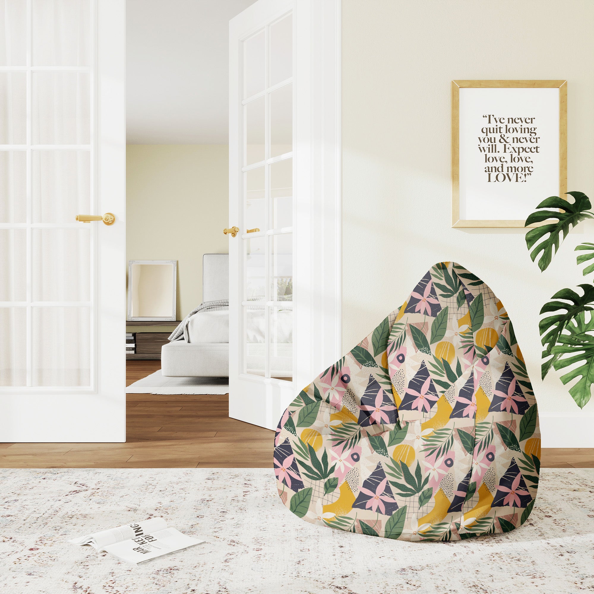 Pearshape Collage Floral Pouf-M-Velvet