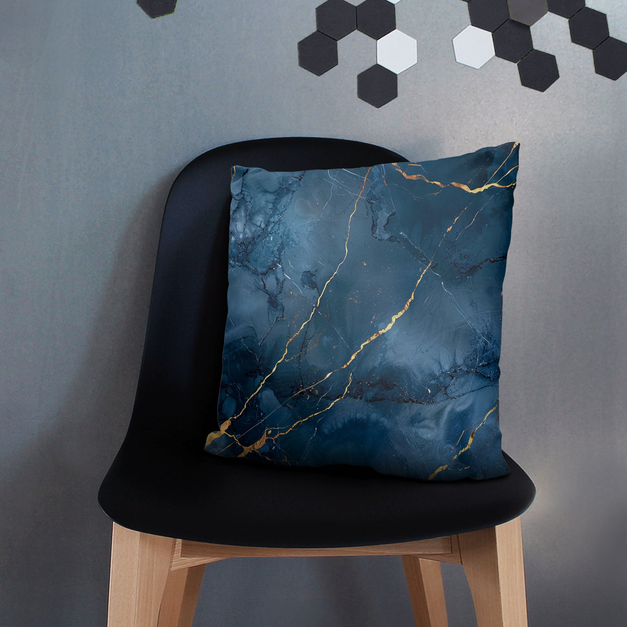 Black Mystery-Oxford Pillow