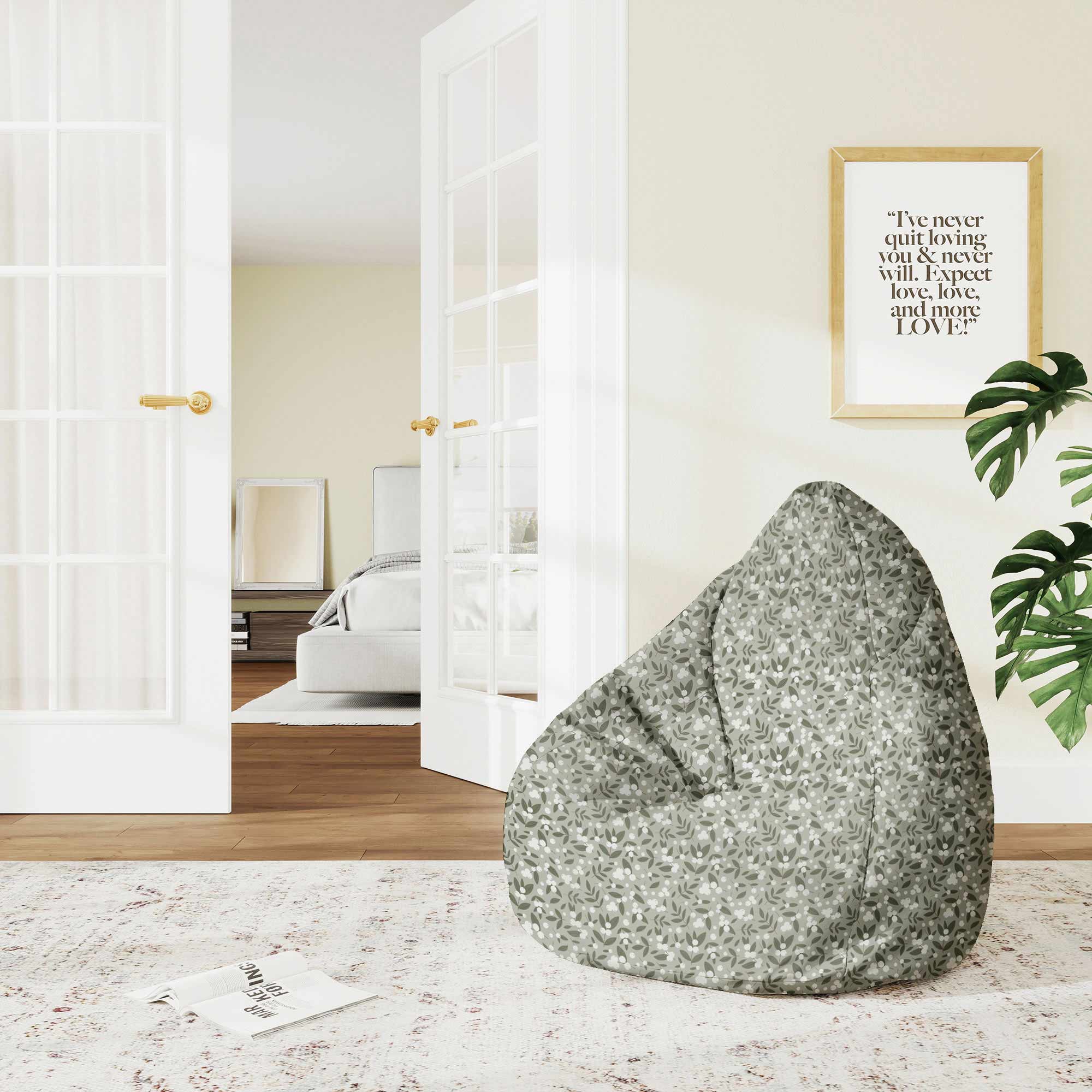 Pearshape Pouf White Berries on Olive-M-Oxford