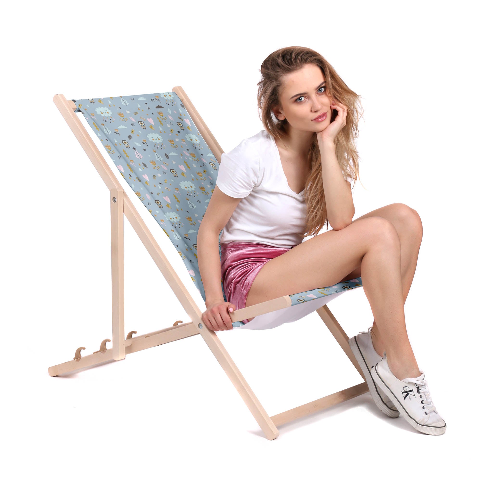 Wooden Deck Chair The Weather is Good-M