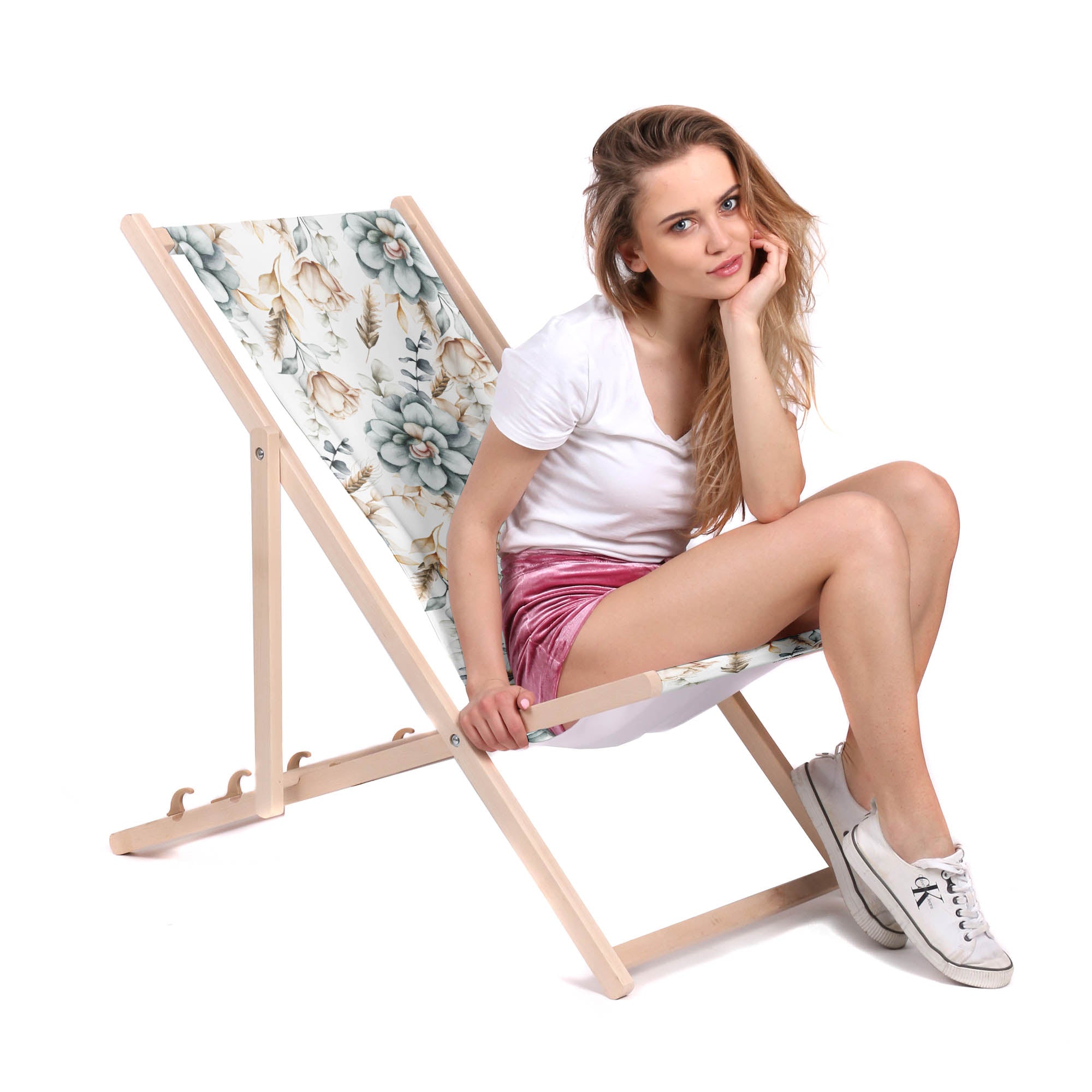 Wooden Deck Chair Winter Roses-M