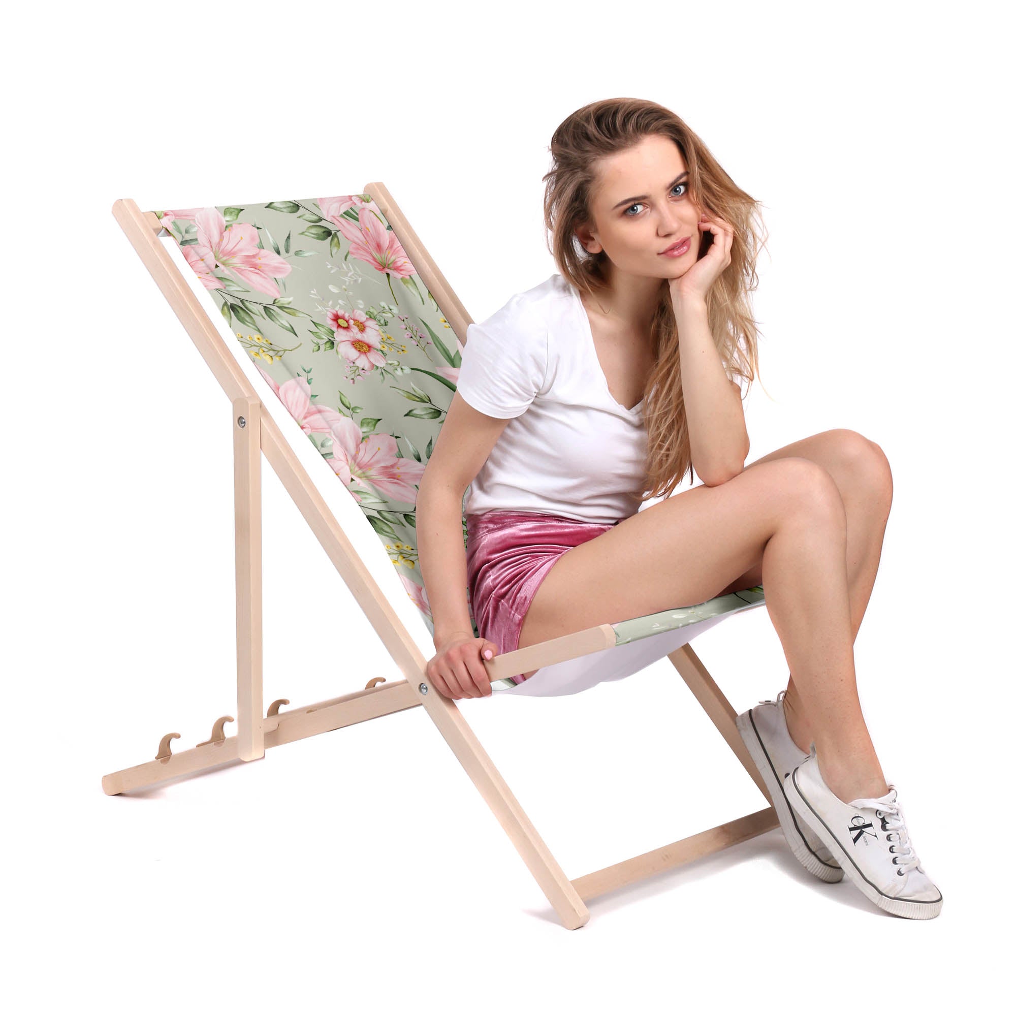 Wooden Deck Chair Smells Like May-M
