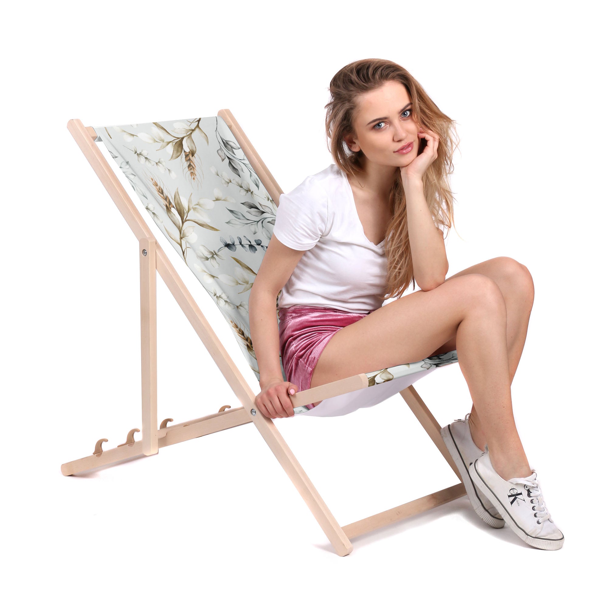 Wooden Deck Chair Winter Garden-M