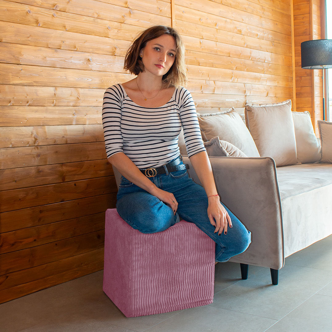 Qubik Plum Smoothie Pouf-40x40 cm