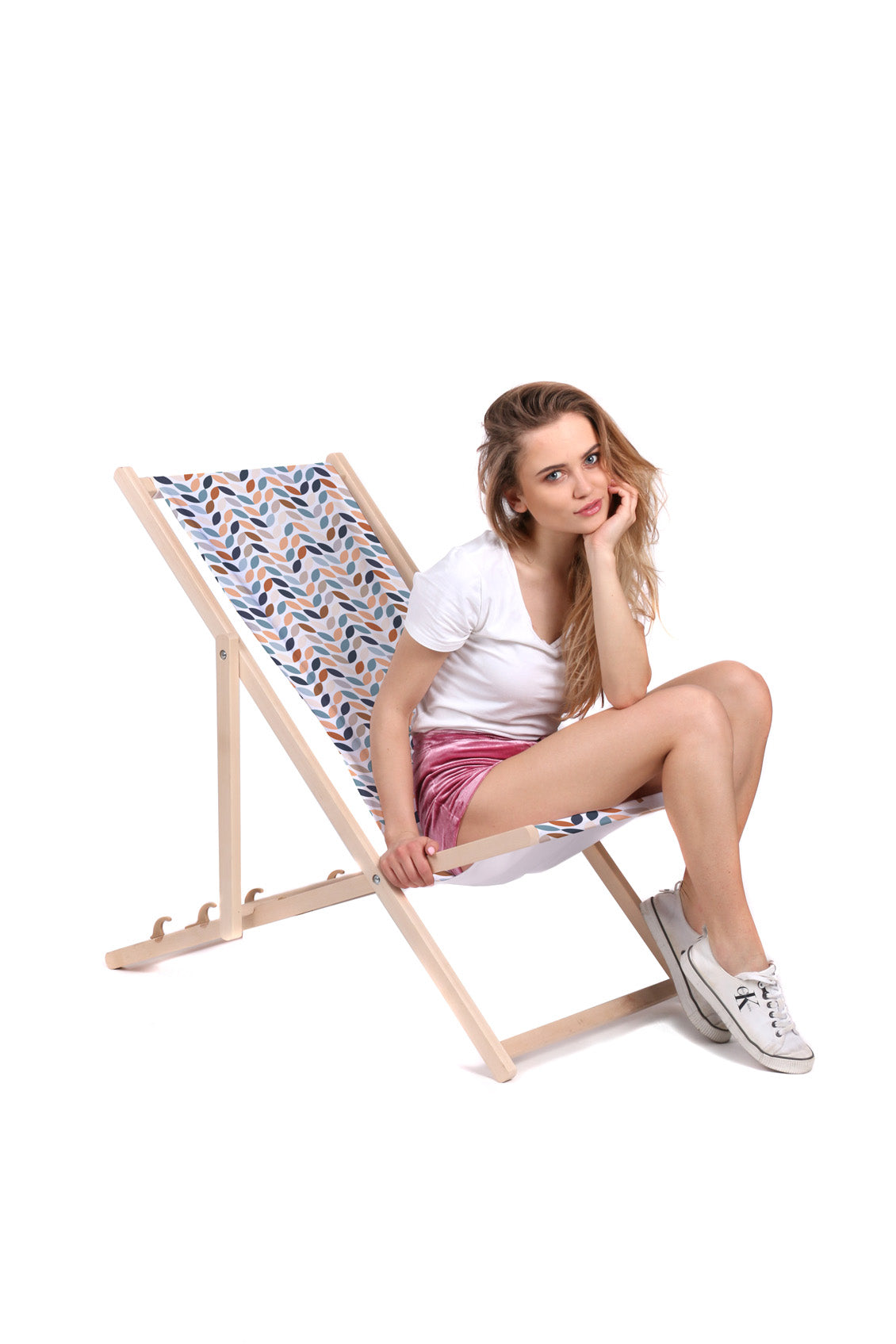 Wooden Deck Chair Retro White Leaves
