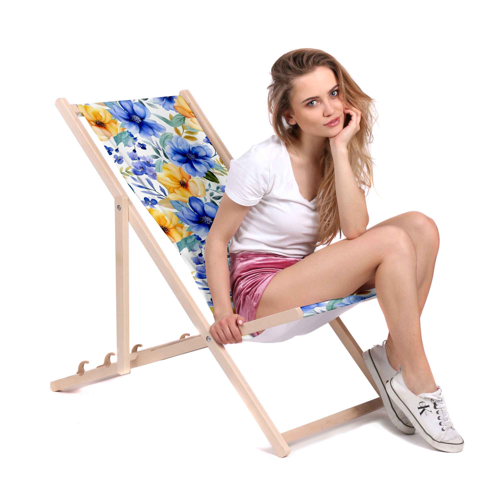 Wooden Deck Chair Yellow and Blue Flowers